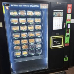 Prodajem vending mašinu TCN za prodaju raznih proizvoda Slika 2